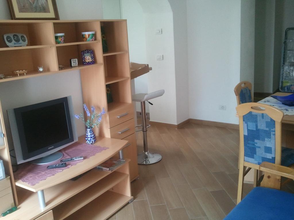 Casa Di Girolamo Apartment เปรดัซโซ ห้อง รูปภาพ