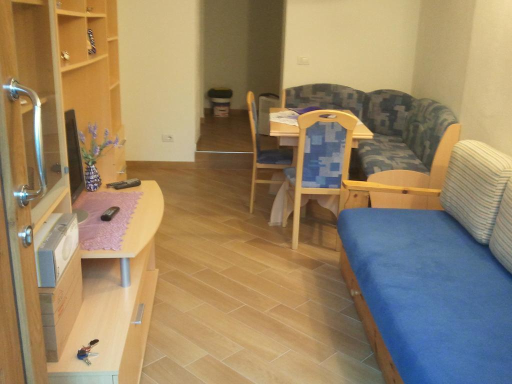 Casa Di Girolamo Apartment เปรดัซโซ ห้อง รูปภาพ